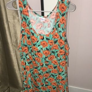4J Perfect Tank - Lularoe